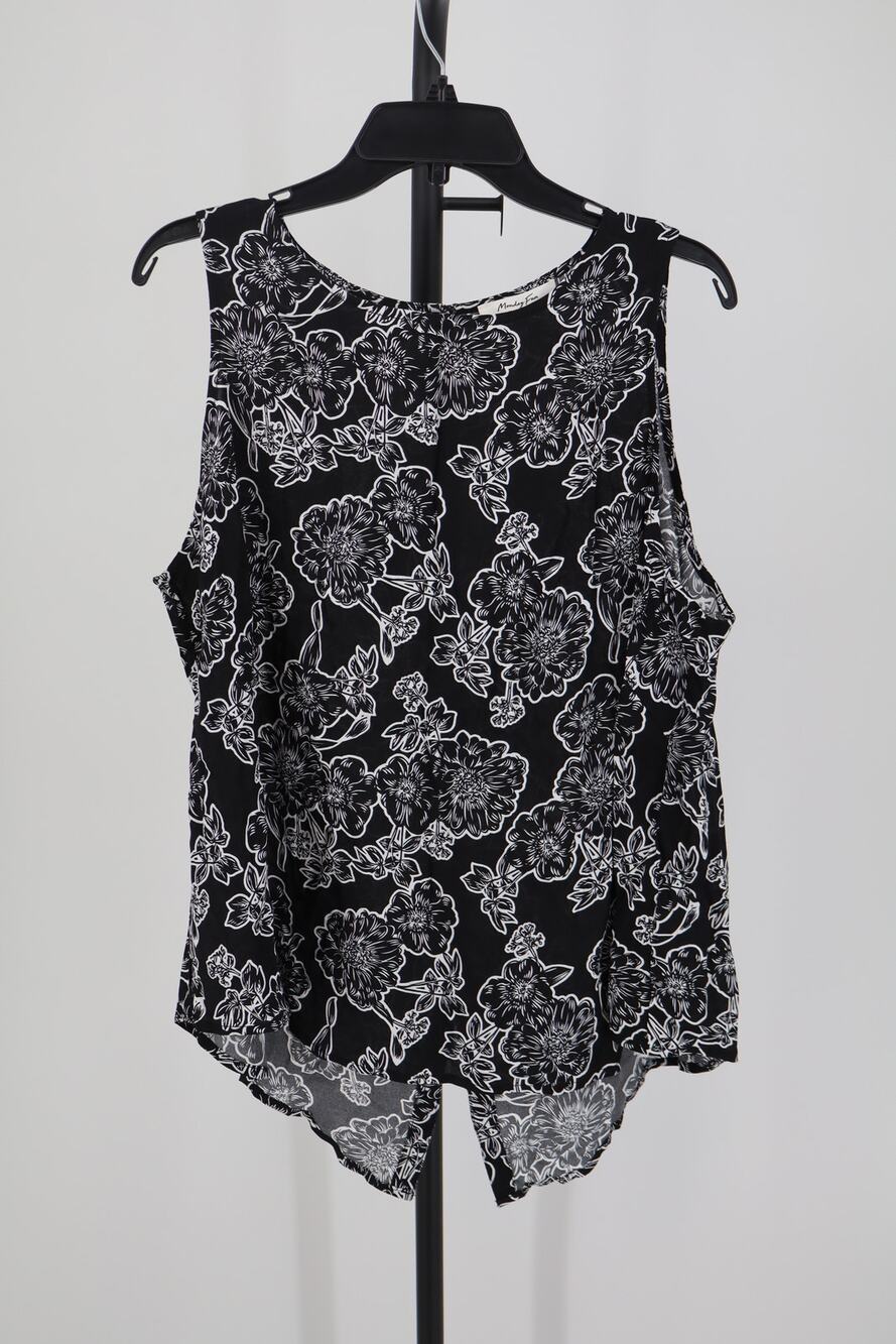 NEW Monday Fun Floral Tank Top Women's Black White Sleeveless Size 2X